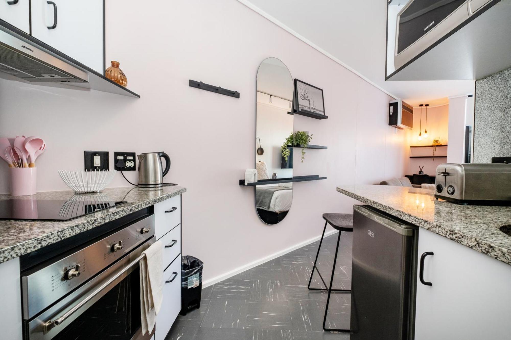 Apartamento Flamingo 806 - Floor Sea Point Mountain Facing With Daily Housekeeping *